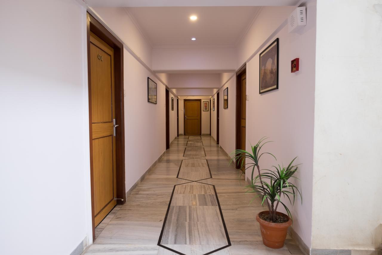 Oyo Flagship 561 Host Inn Mumbai Exterior foto