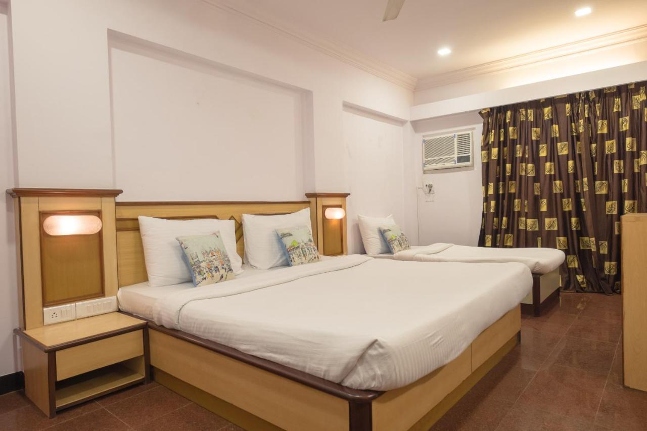 Oyo Flagship 561 Host Inn Mumbai Exterior foto
